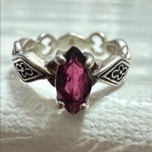 Elegant Sterling Silver 925 Floral Patterned Ring by Avon